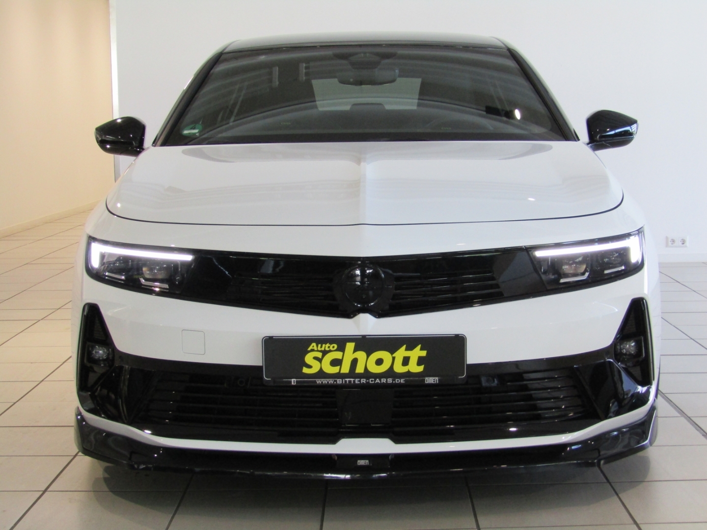 Astra GSe Plug-in-Hybrid ''Bitter Umbau''