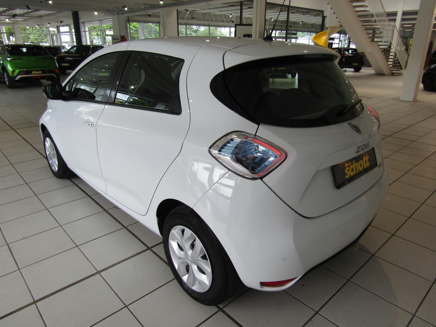 ZOE Life Z.E.40 inkl. Batterie SOH 92% NAV PDC APP