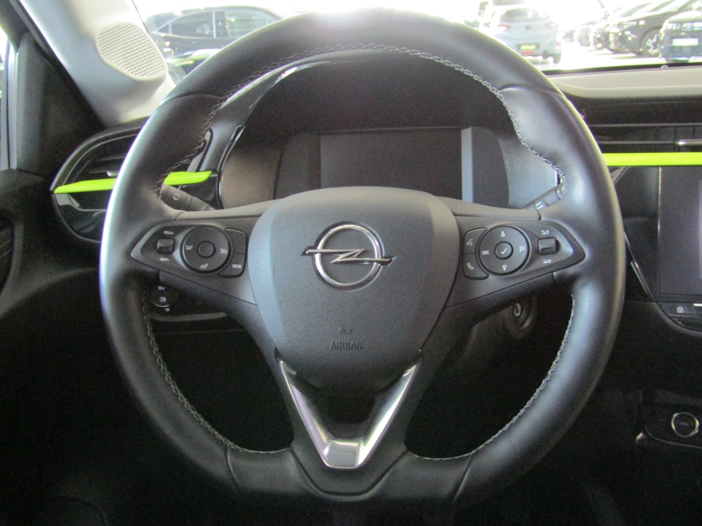 Corsa Elegance 1.2 100PS KLIMA SHZ PDC KAM APP