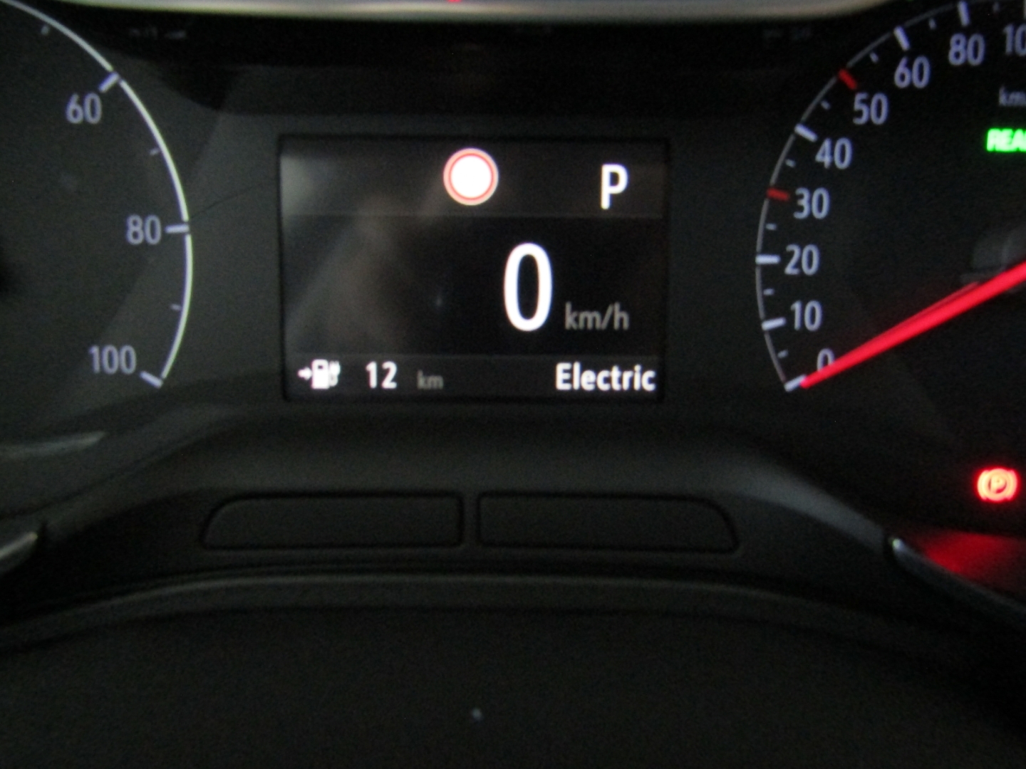 Grandland Business Elegance Plug-in-Hybrid LED NAV SHZ KLIM TEMP