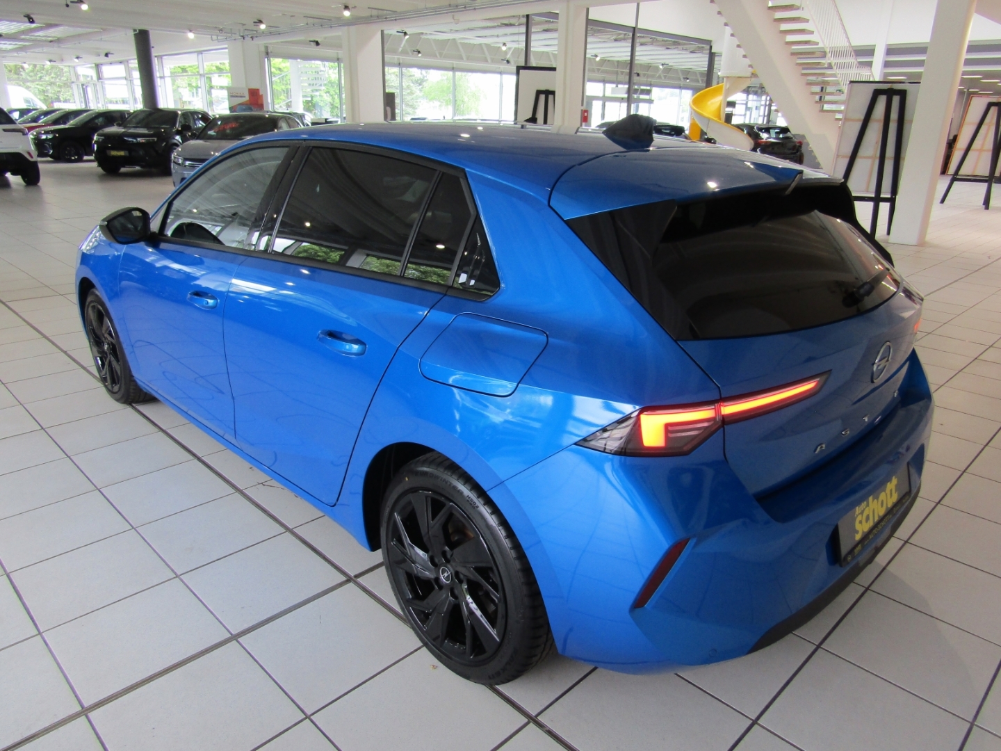 Astra L Plug-in-Hybrid 1.6 Turbo 180PS KAM PDC APP SHZ