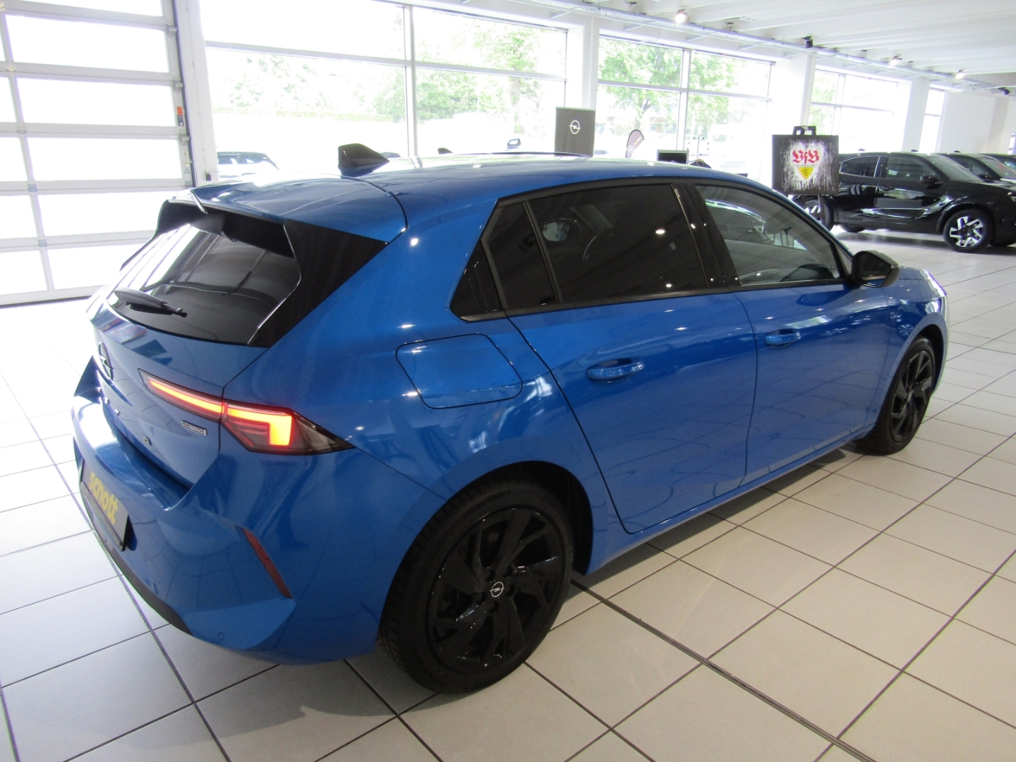 Astra L Plug-in-Hybrid 1.6 Turbo 180PS KAM PDC APP SHZ