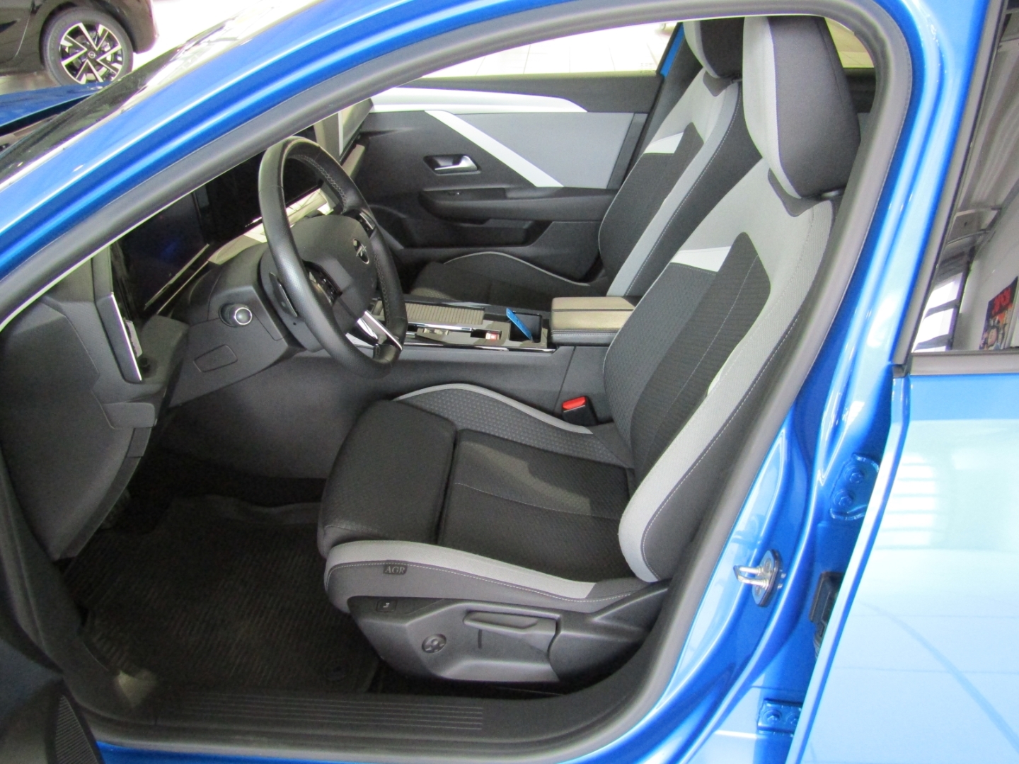 Astra L Plug-in-Hybrid 1.6 Turbo 180PS KAM PDC APP SHZ