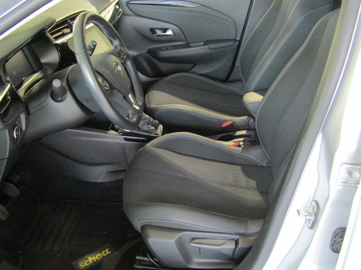 Corsa F Turbo EU6d Elegance 1.2 Direct Injection Turbo, 74 kW (