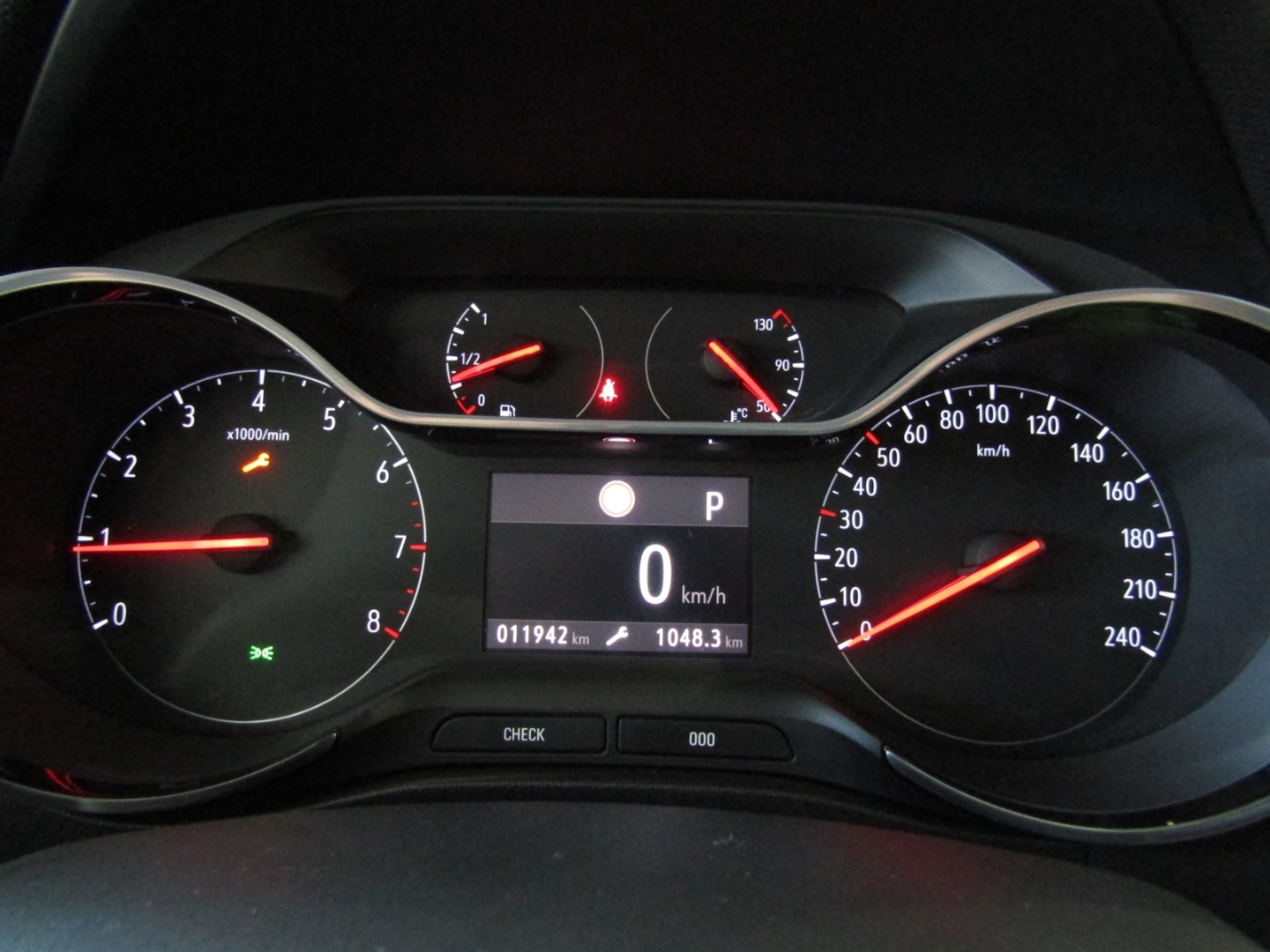 Crossland Turbo EU6d Elegance 1.2 Direct Injection Turbo, 96