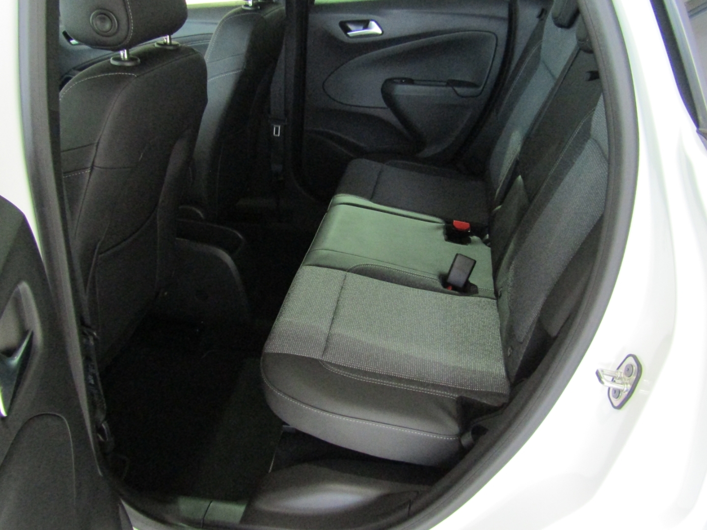 Crossland Elegance 1.2 131PS AUTOM KLIM SHZ NAV