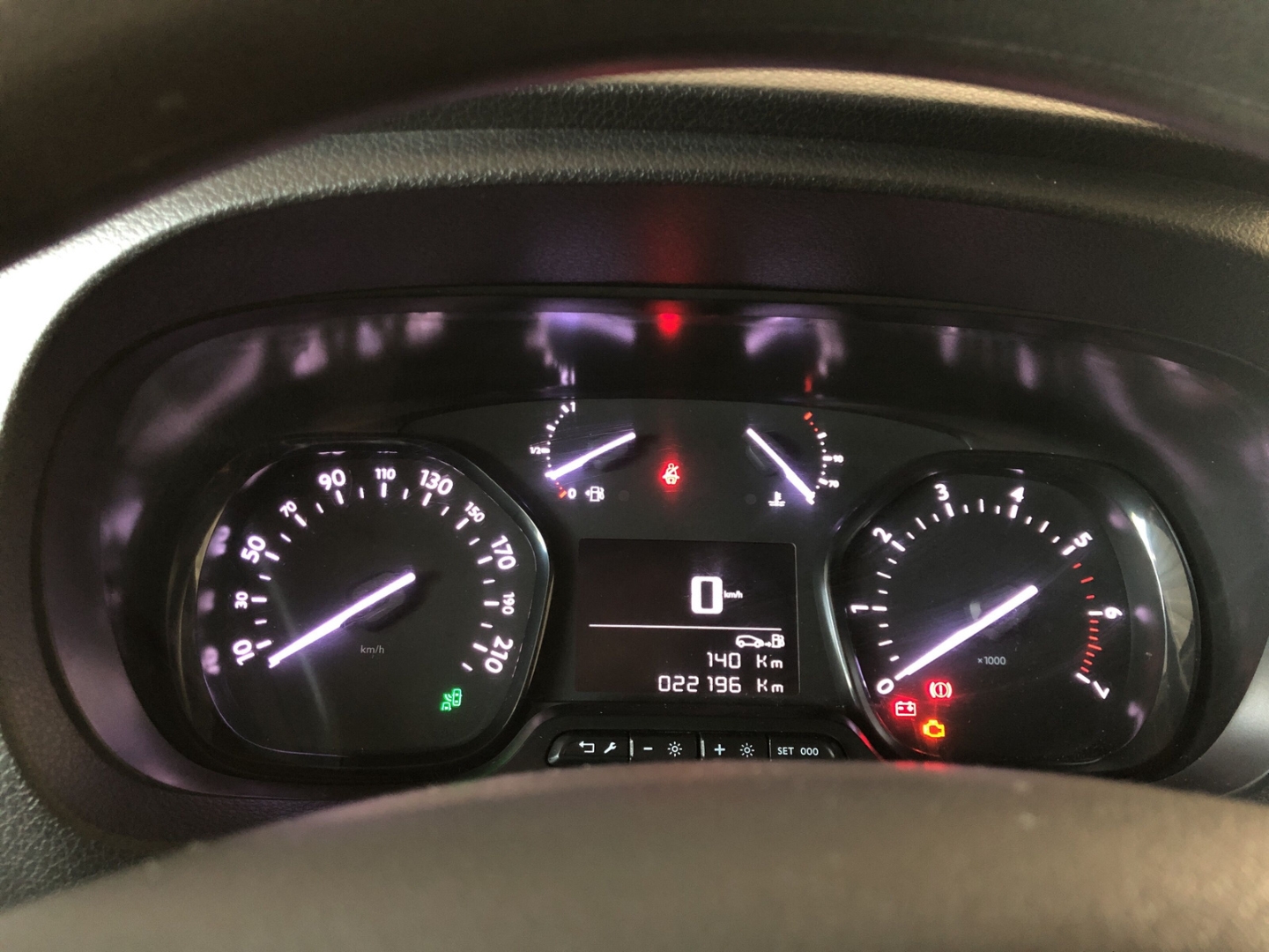Vivaro Edition M 2.0 DIESEL 122 PS PDC KLIMA CARPLAY TEMP