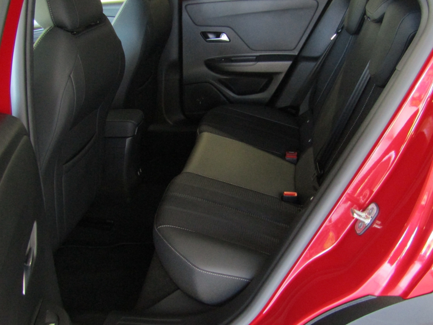 Mokka Elegance 1.2 131PS BT APP KAM SHZ LHZ TEMP KLIMA