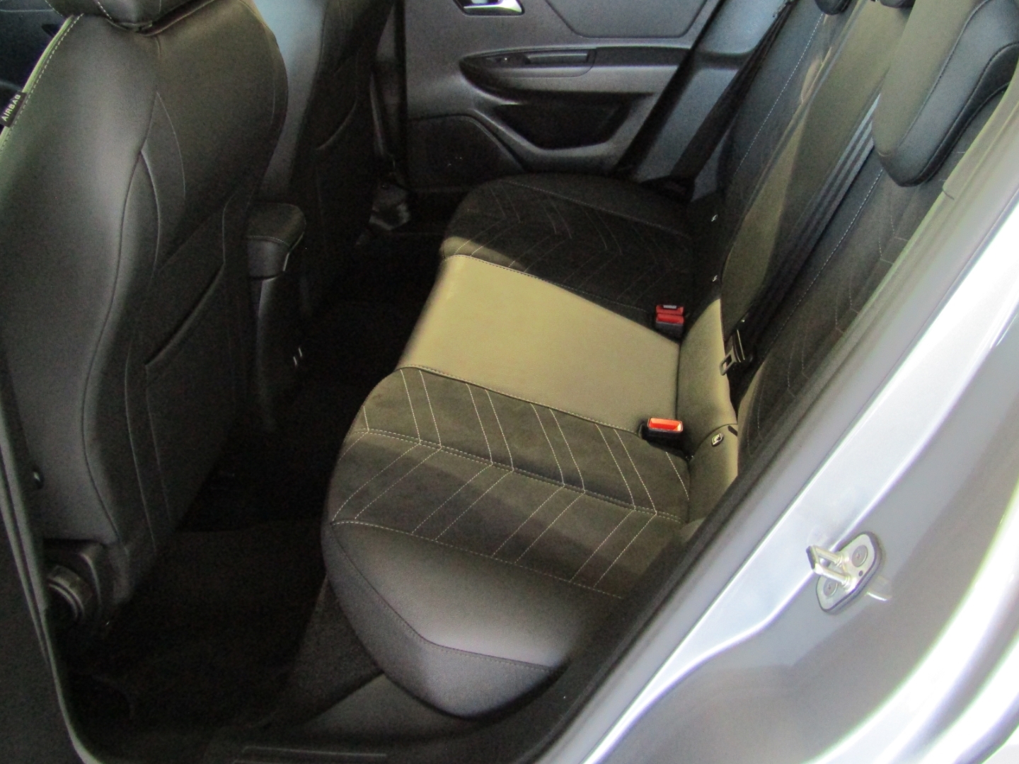 Mokka Ultimate 1.2 131PS APP KLIMA TEMP LHZ SHZ NAV