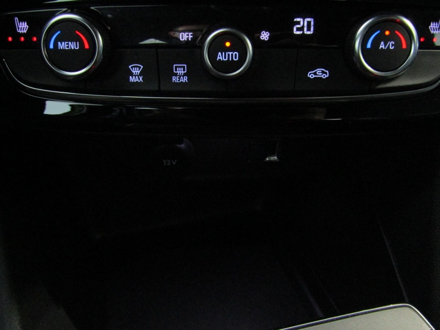 Mokka Ultimate 1.2 131PS AUTOM KLIMA SHZ LHZ NAV PDC