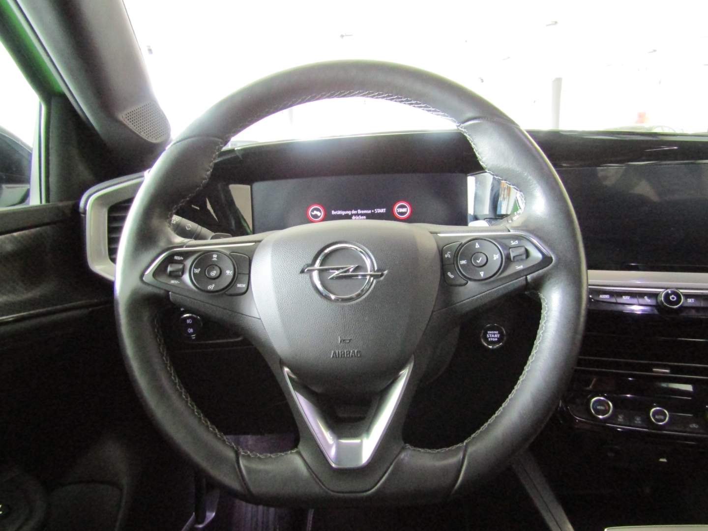 Mokka Ultimate 1.2 131PS AUTOM KLIMA SHZ LHZ NAV PDC