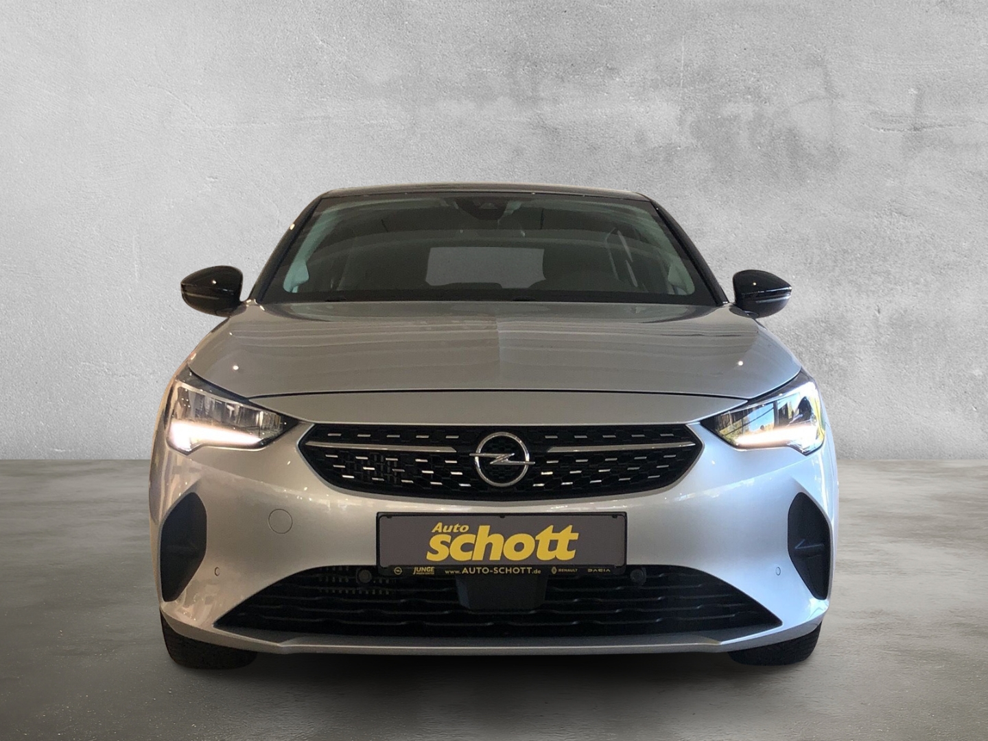 Corsa Elegance 1.2 ALU KLIMA KAM CARPLAY