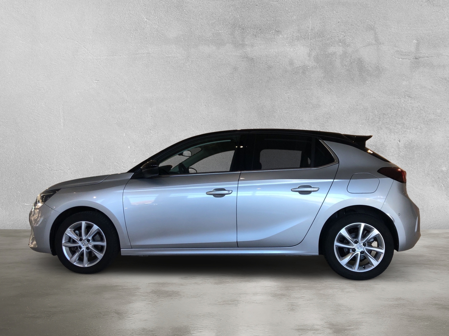 Corsa Elegance 1.2 ALU KLIMA KAM CARPLAY