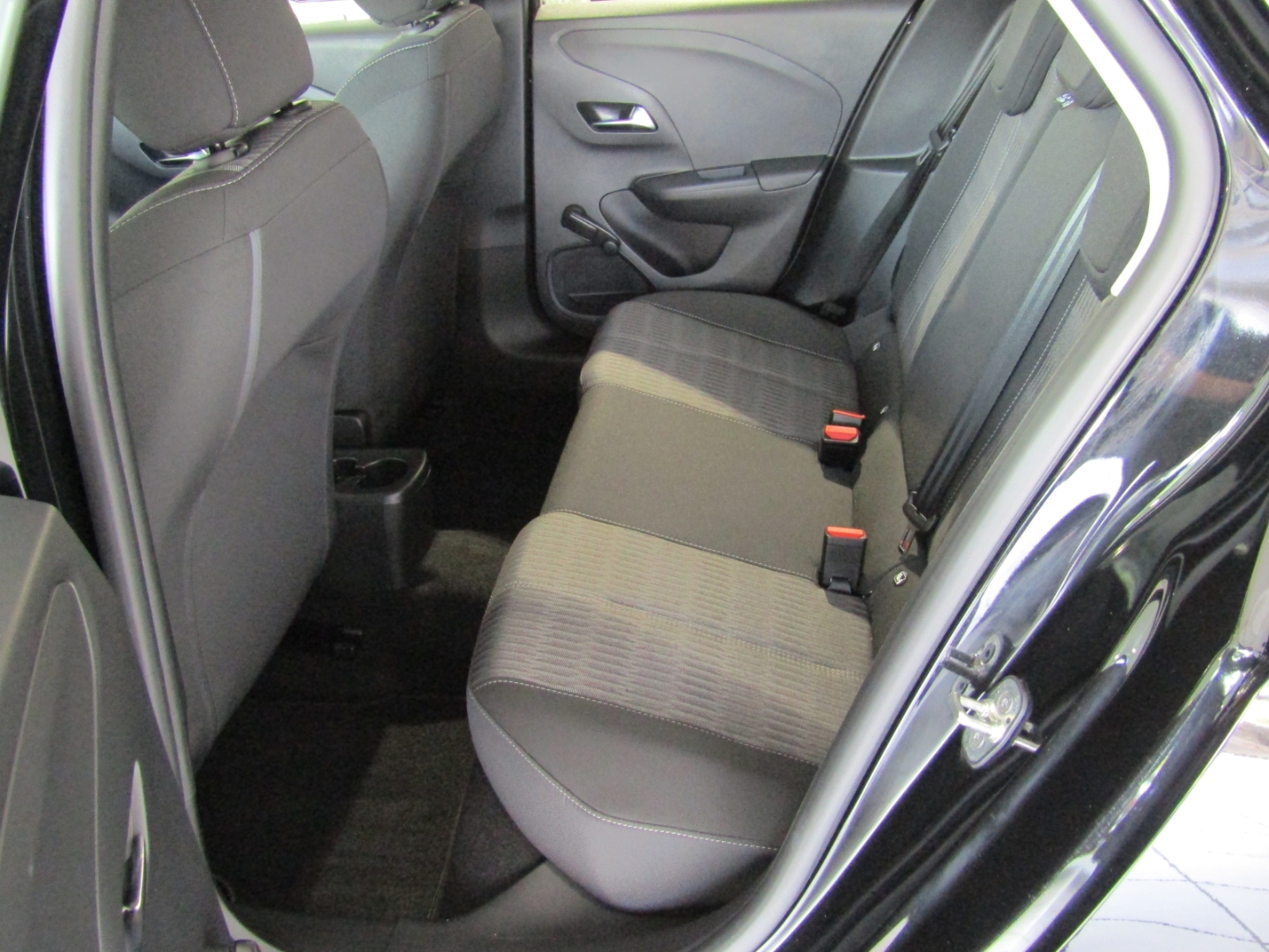 Corsa F Edition 1.2 101PS KLIMA SHZ PDC BT TEMP