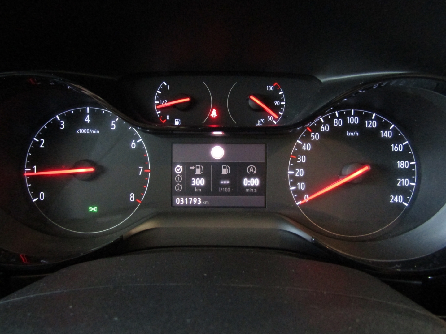 Corsa F Edition 1.2 101PS KLIMA SHZ PDC BT TEMP