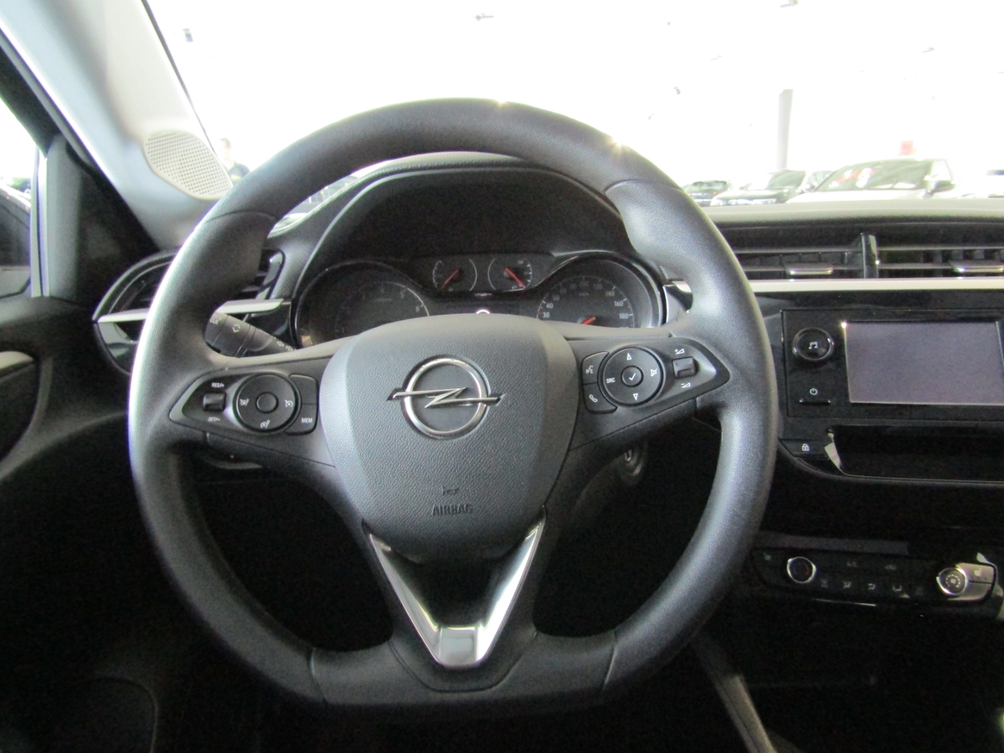 Corsa F Edition 1.2 101PS KLIMA SHZ PDC BT TEMP