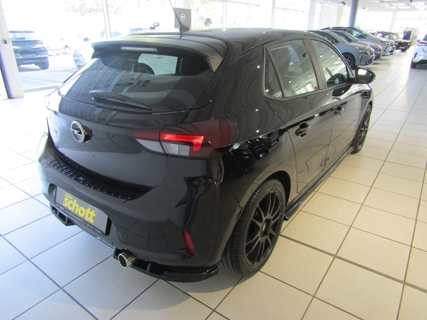 Corsa F Edition 1.2 ''BITTER UMBAU''