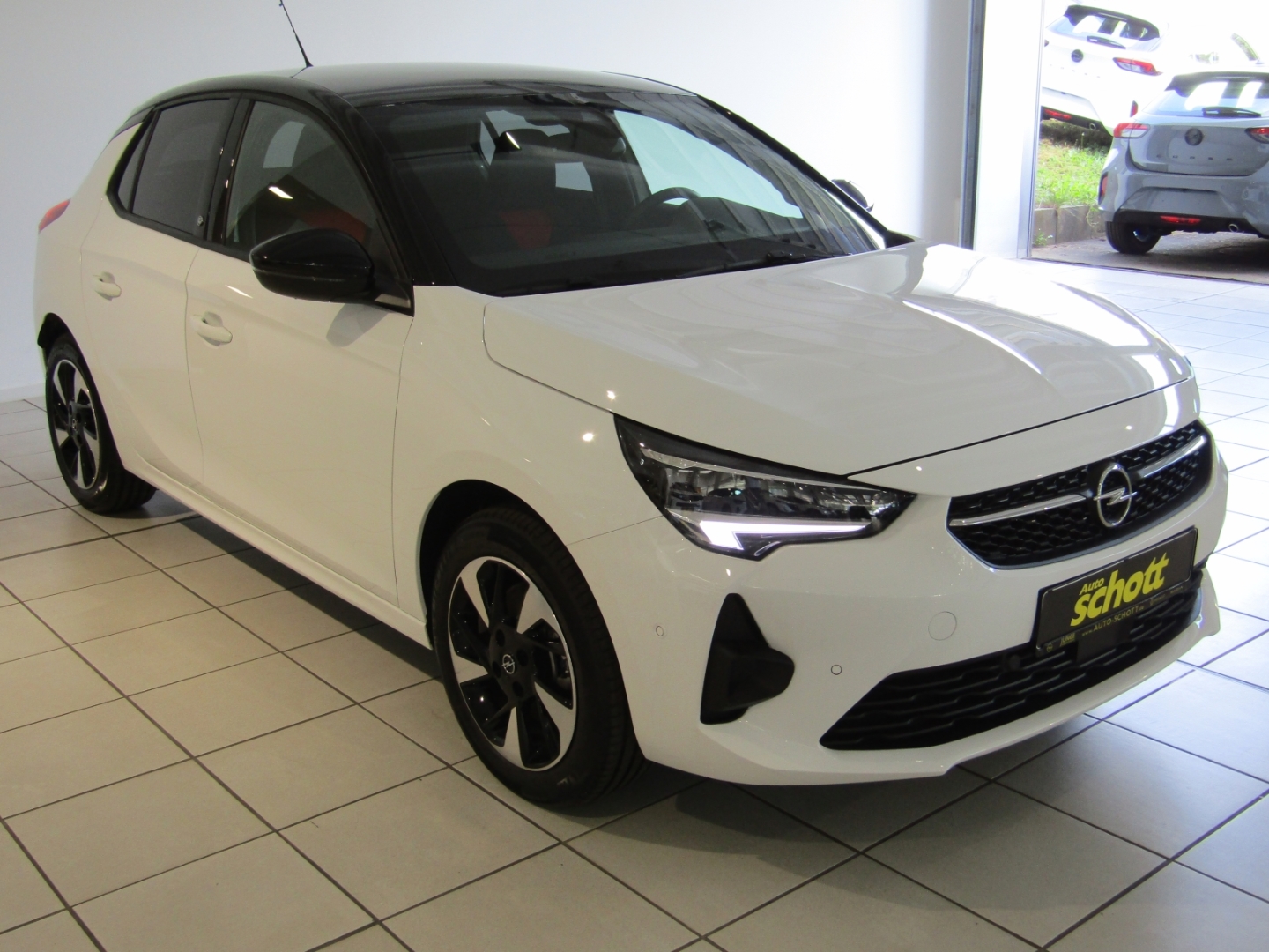 Corsa Electric, GS (MJ23A), Elektromotor 100kW (13