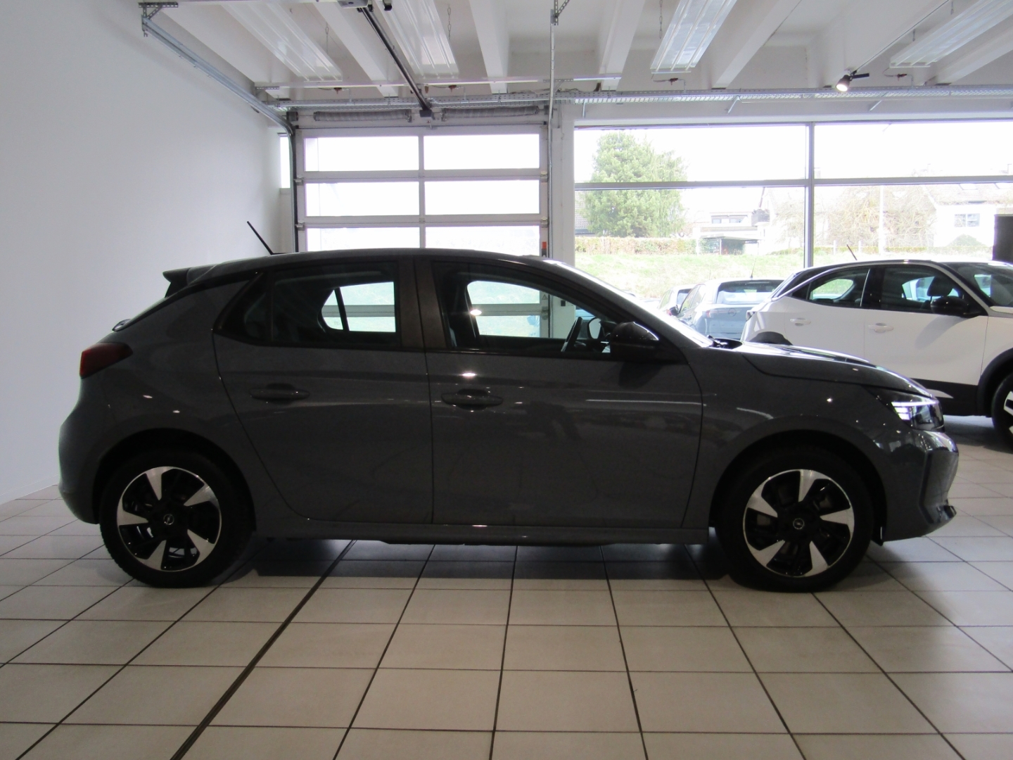 Corsa-e F e Edition Electric (MJ23D), Elektromotor 100kW (136 PS