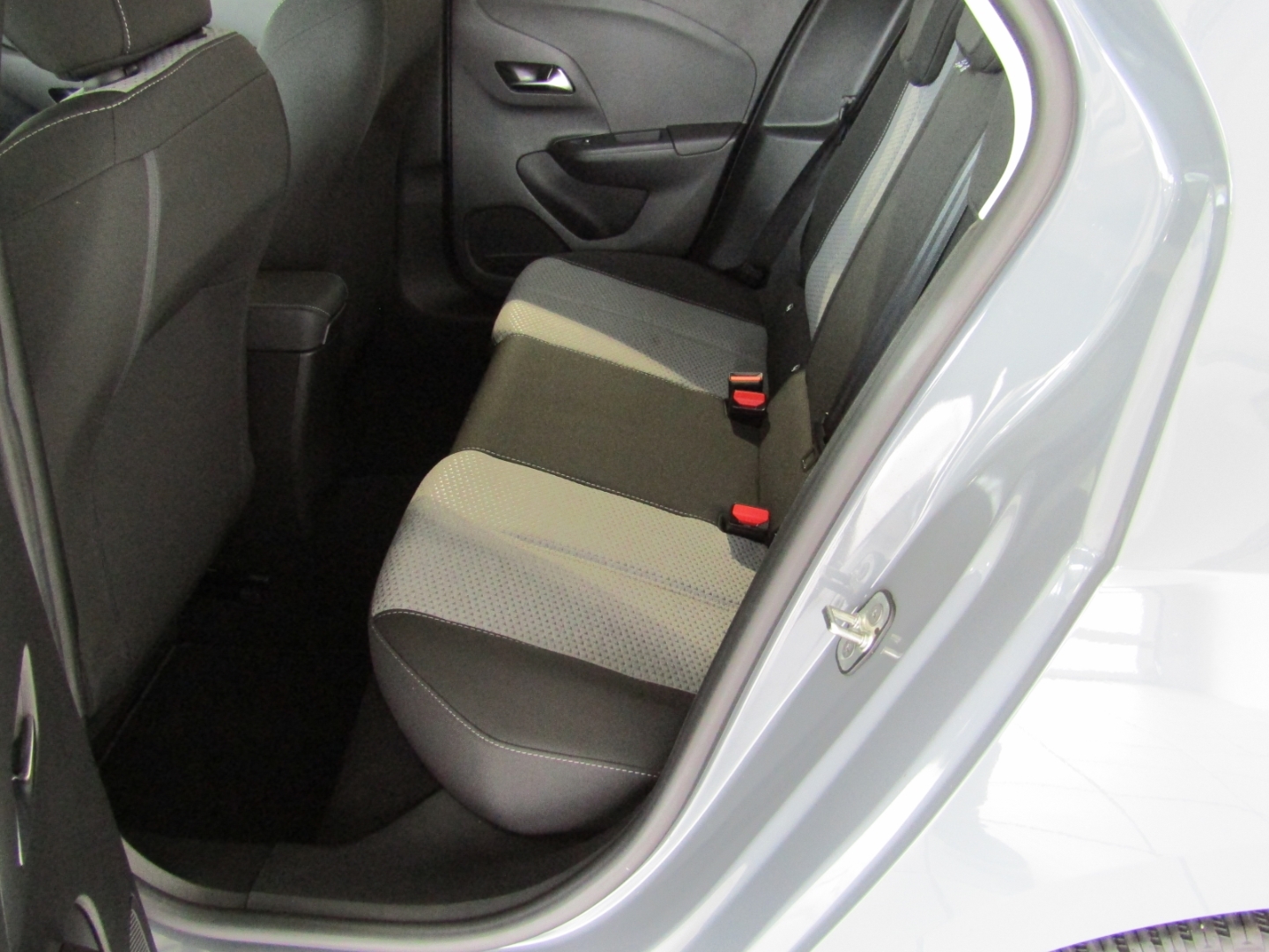 Corsa-e F e Edition Electric (MJ23D), Elektromotor 100kW (136 PS