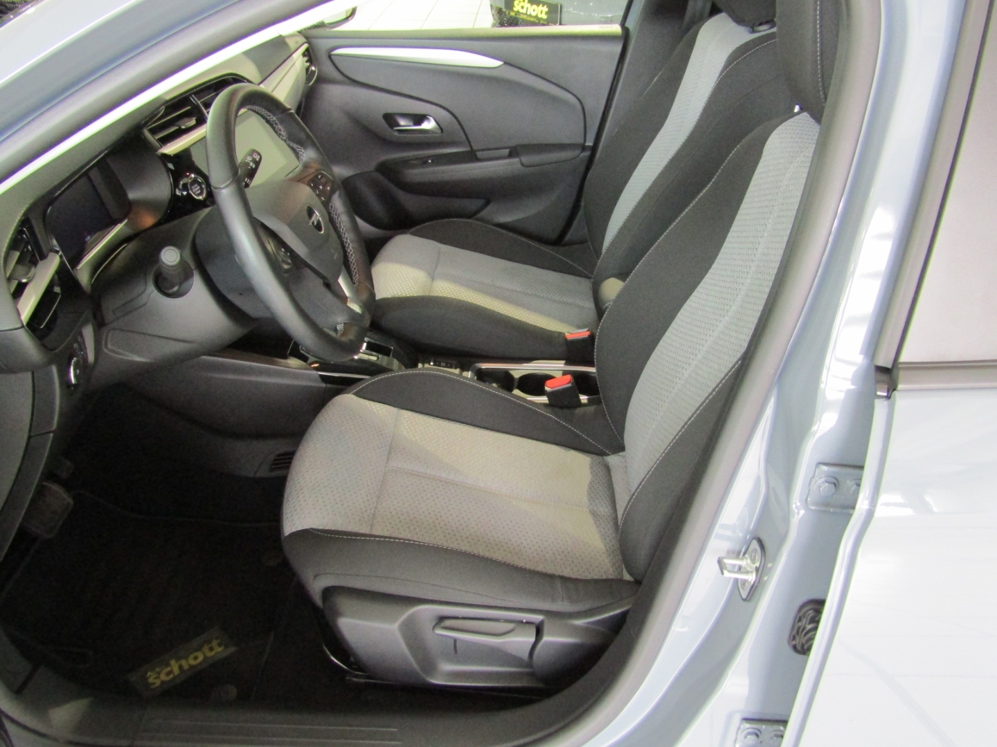 Corsa-e F e Edition Electric (MJ23D), Elektromotor 100kW (136 PS