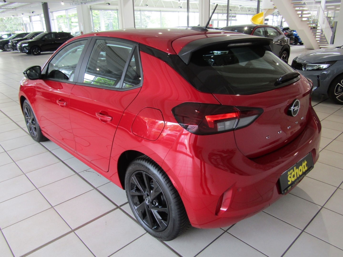 Corsa F Basis , 1.2 Direct Injection Turbo, 74 kW (100PS),