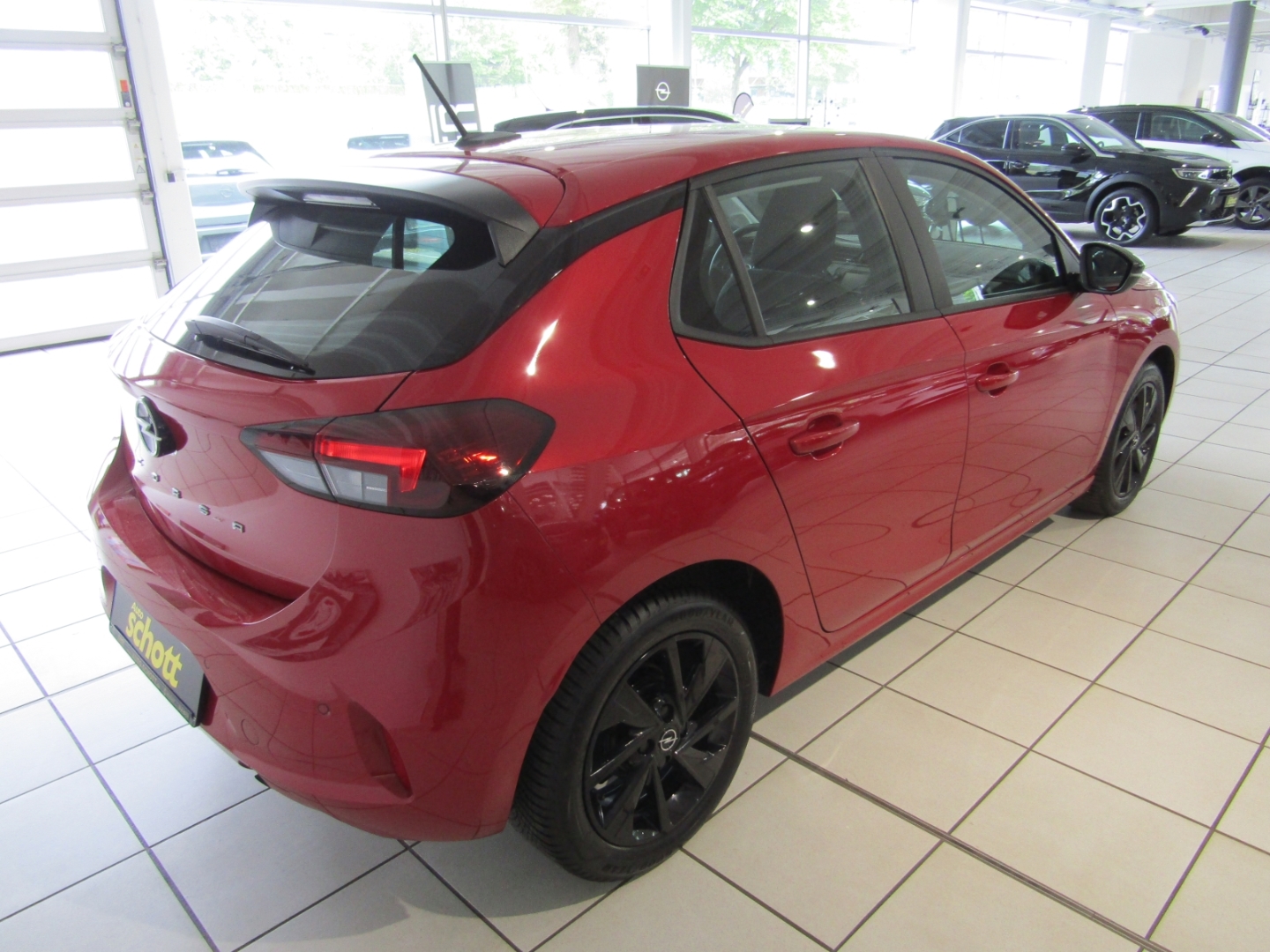 Corsa F Basis , 1.2 Direct Injection Turbo, 74 kW (100PS),
