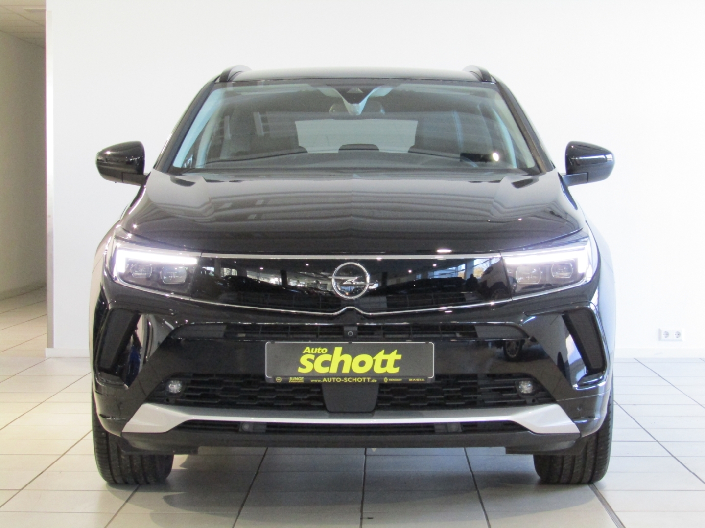 Grandland Turbo 6E , Elegance 5-Türer 1.2 Direct Injection T