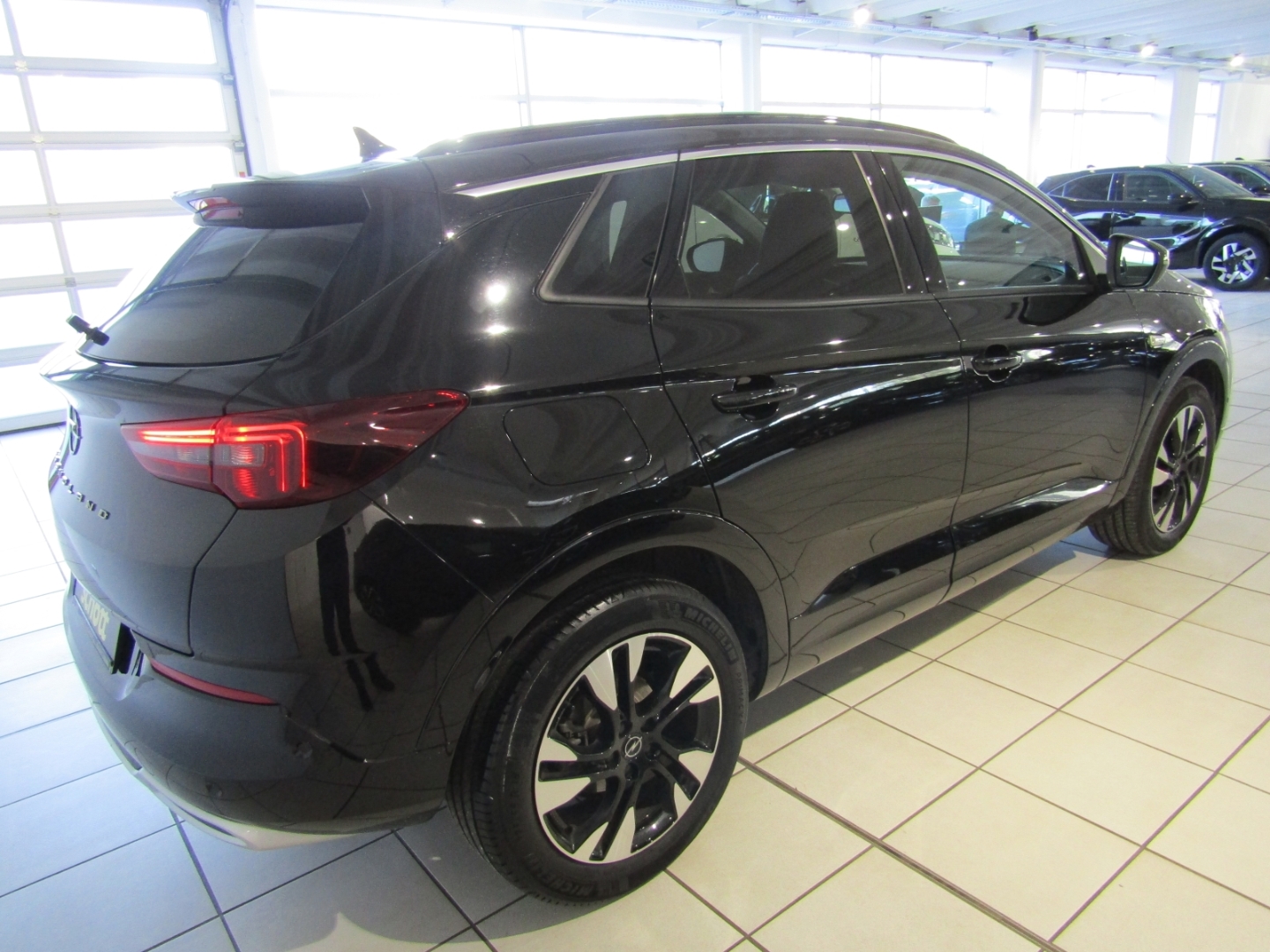 Grandland Turbo 6E , Elegance 5-Türer 1.2 Direct Injection T