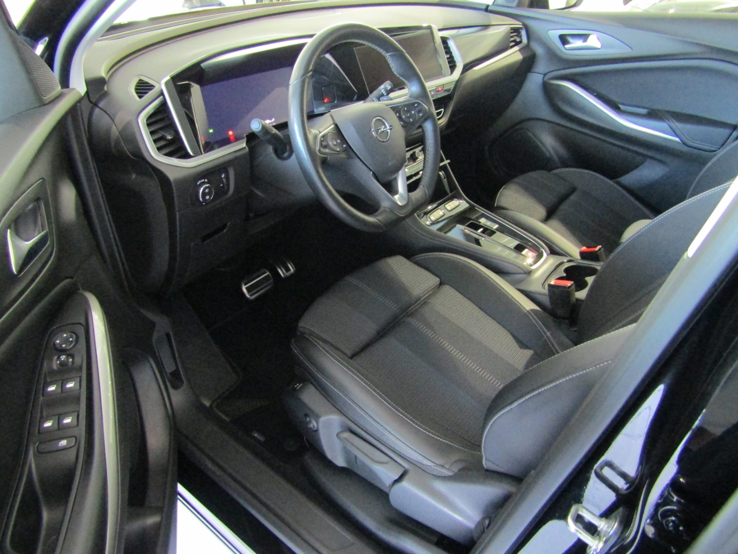 Grandland Elegance EU6e , Elegance, 1.2 Direct Injection Turbo 9