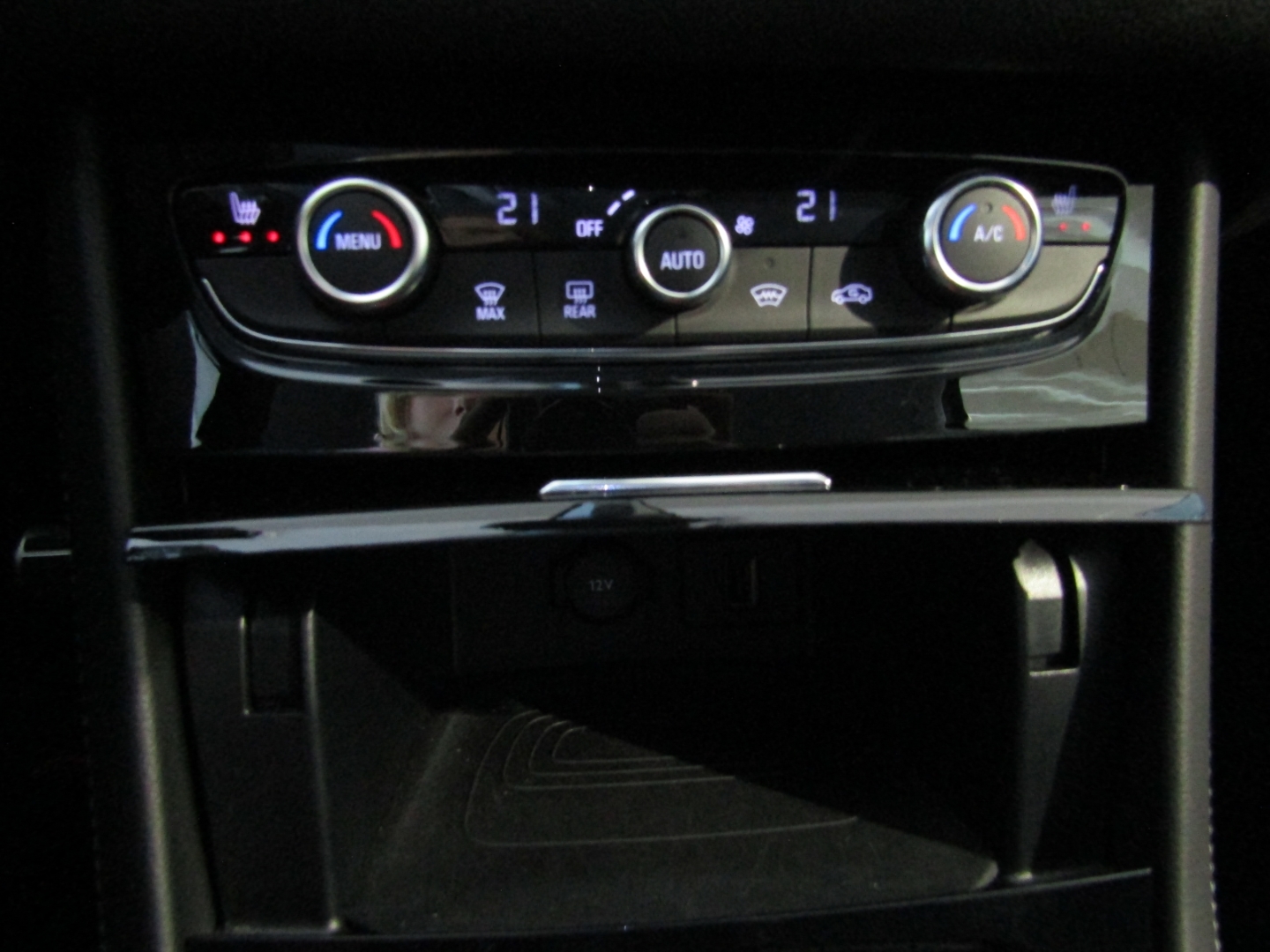 Grandland Elegance EU6e , Elegance, 1.2 Direct Injection Turbo 9