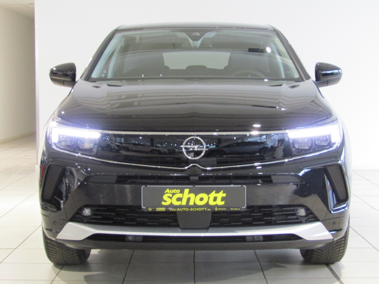 Grandland Elegance EU6e , Elegance, 1.2 Direct Injection Turbo 9