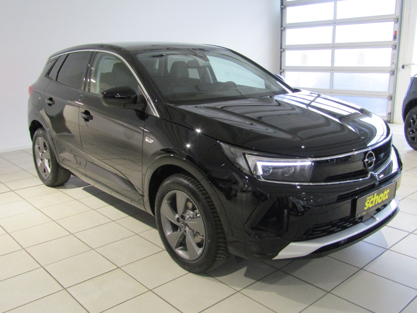 Grandland Elegance EU6e , Elegance, 1.2 Direct Injection Turbo 9