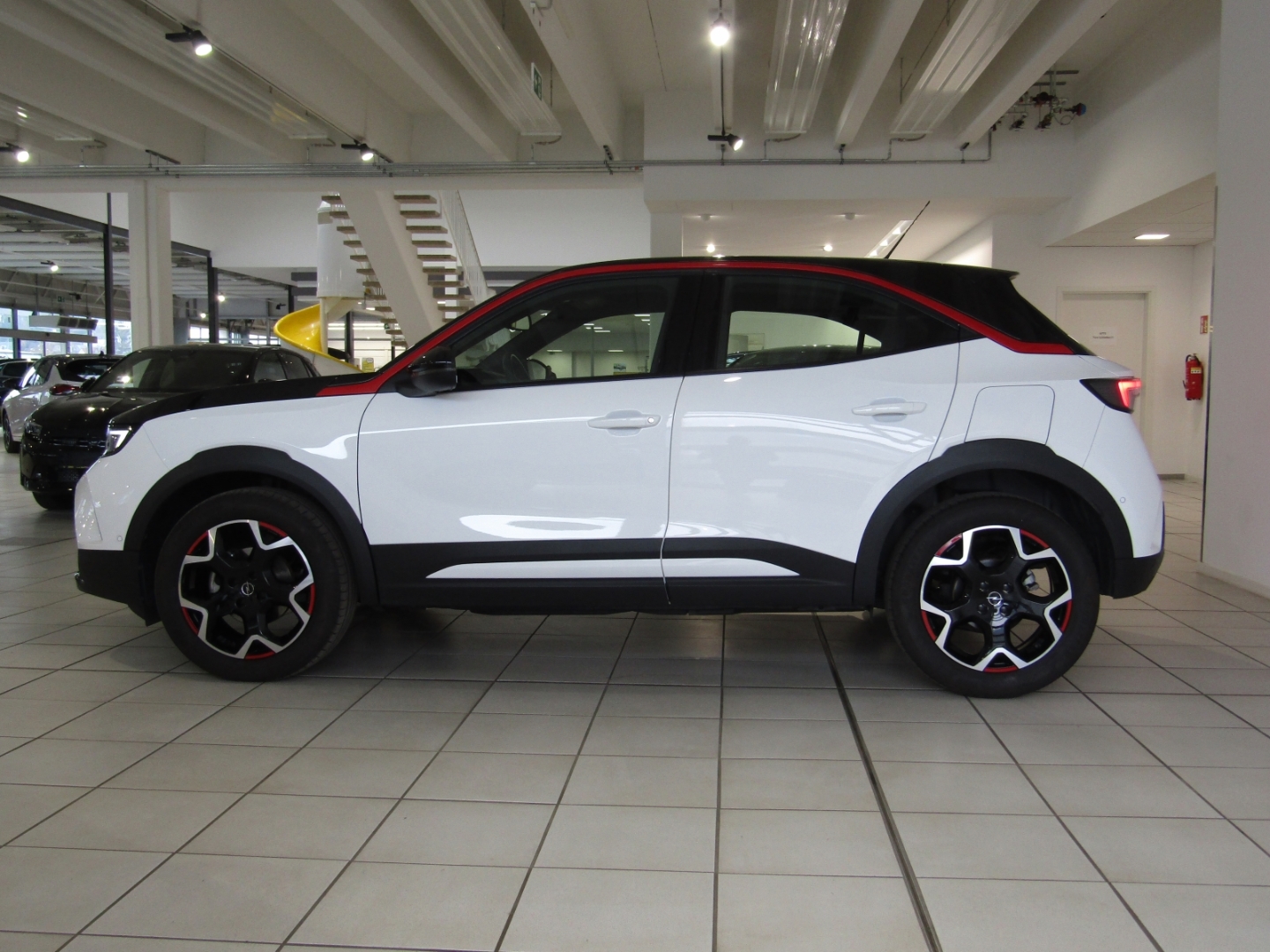 Mokka Line 6E GS 1.2 130PS AUTOM NAV BT PDC KAM APP