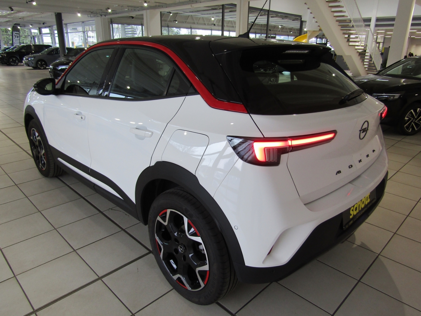 Mokka Line 6E GS 1.2 130PS AUTOM NAV BT PDC KAM APP