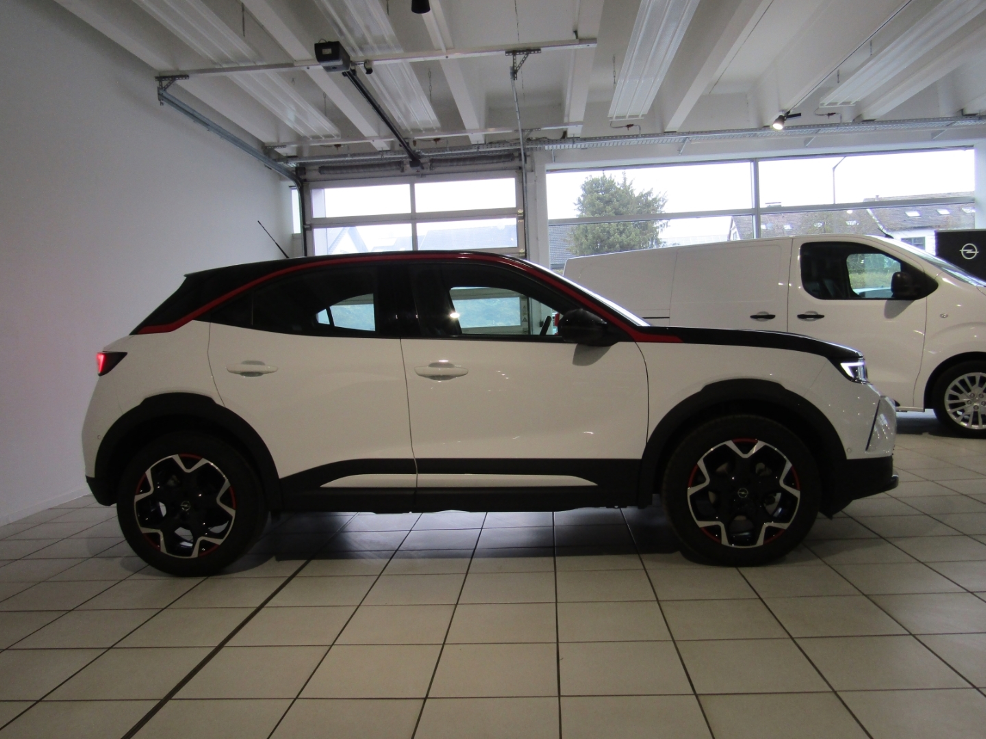 Mokka Line 6E GS 1.2 130PS AUTOM NAV BT PDC KAM APP