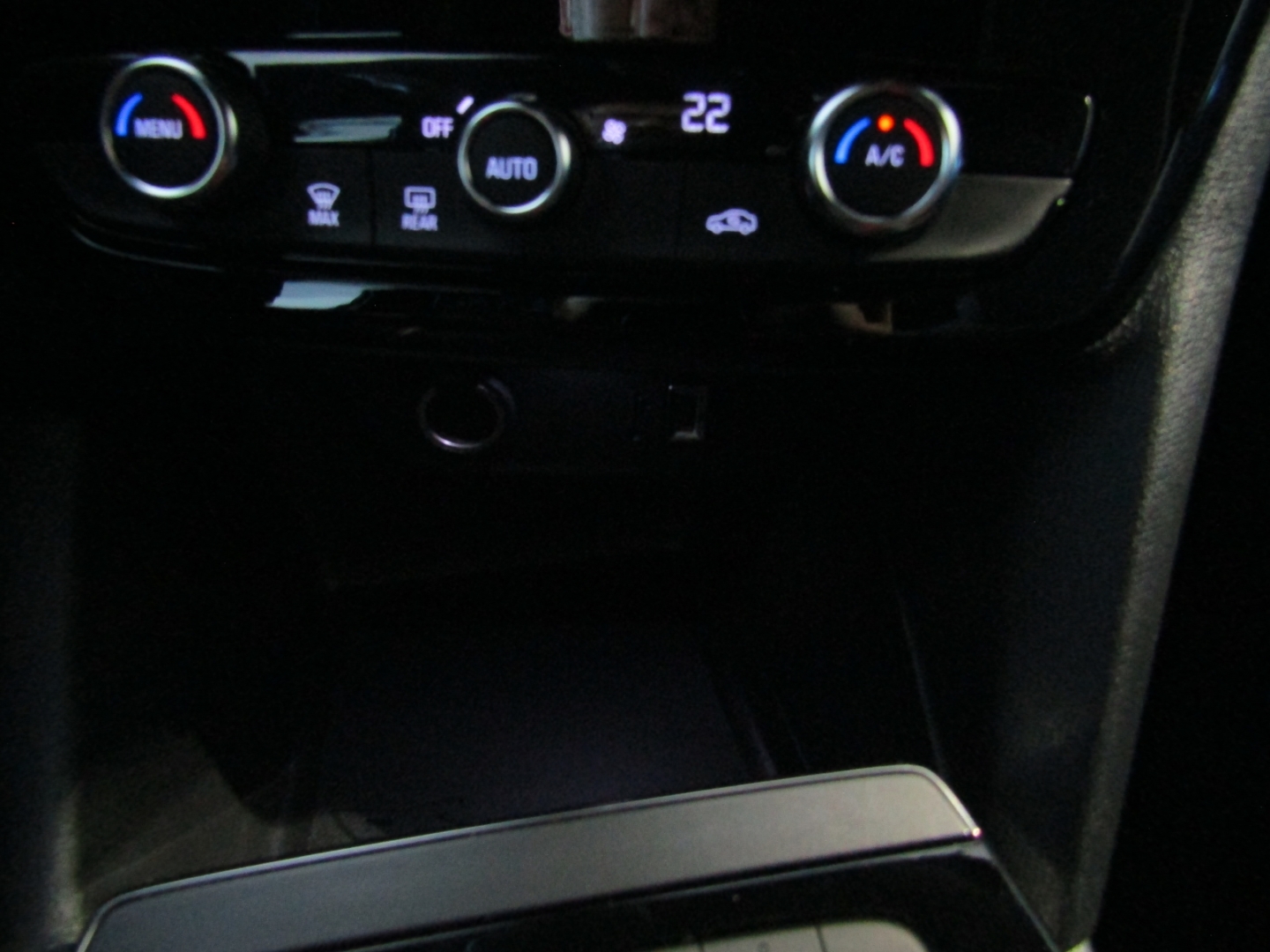 Mokka GS 1.2 131PS PDC KLIMA TEMP KAM APP LED