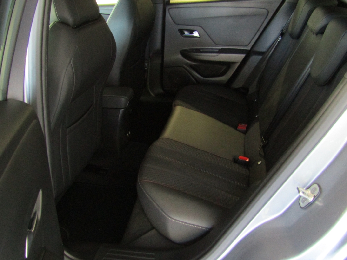 Mokka GS 1.2 131PS APP KLIMA SHZ LHZ KAM TEMP