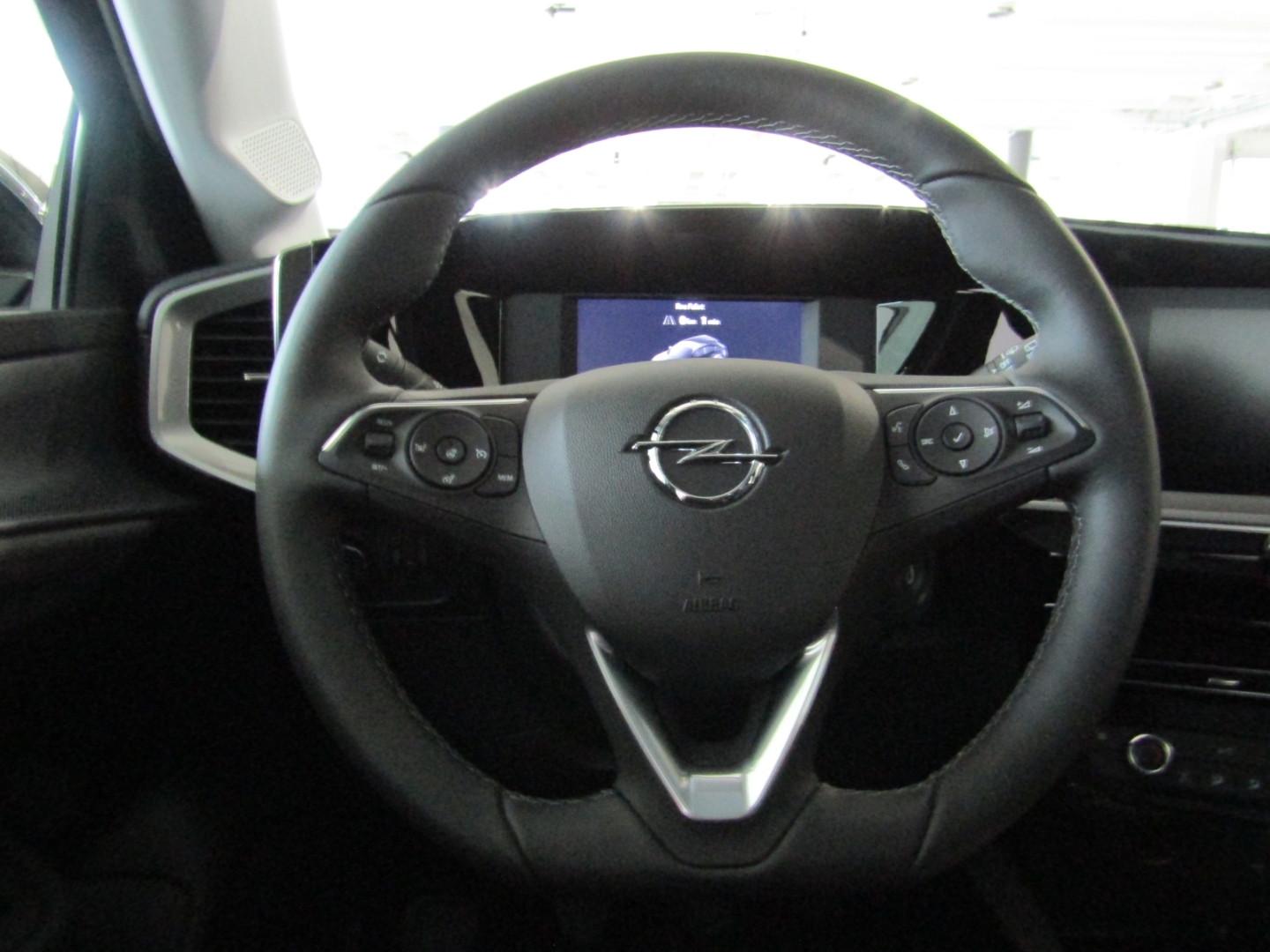 Mokka Enjoy 1.2 KLIMA SHZ PDC BT APP KAM LHZ