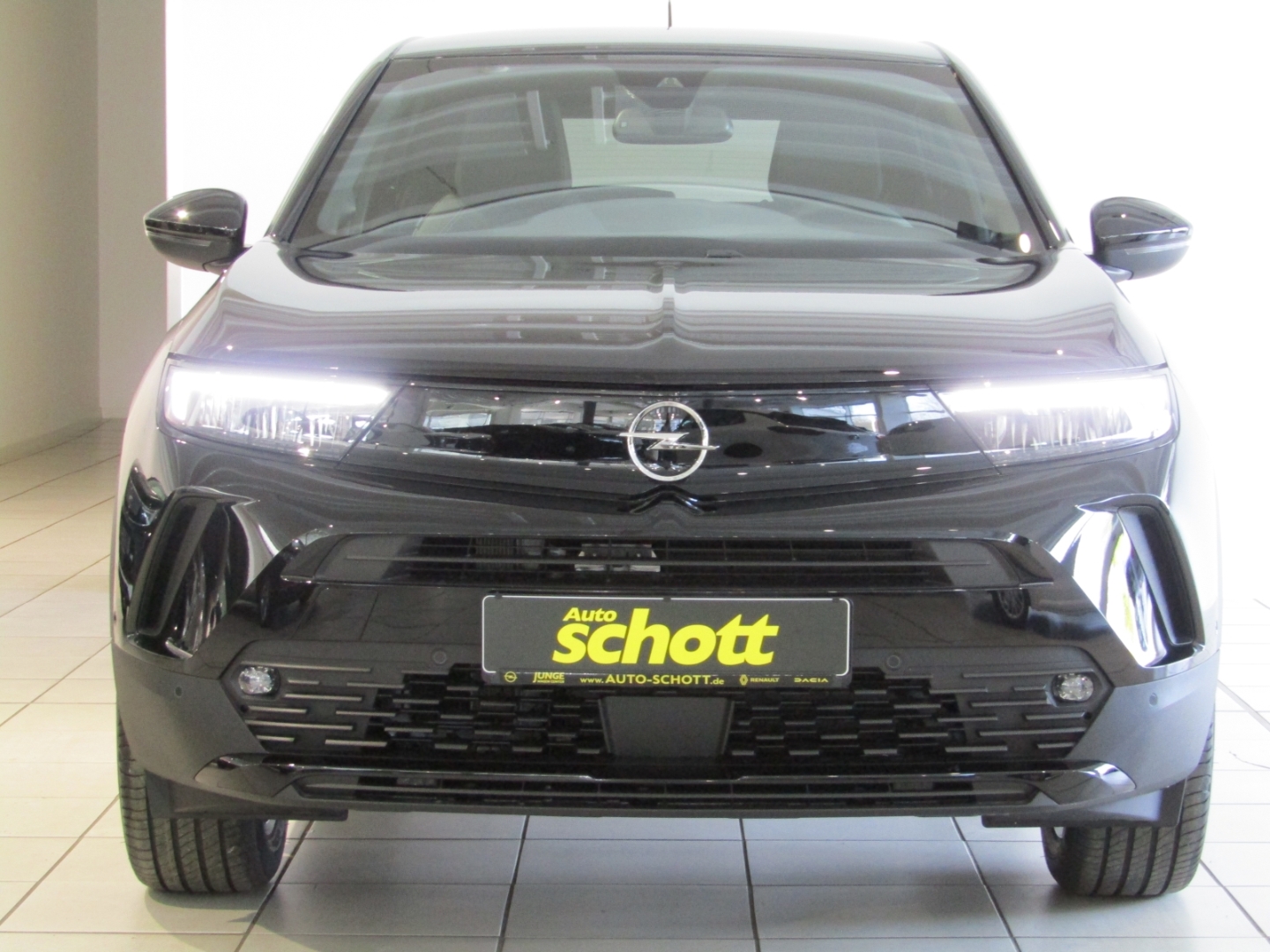 Mokka Electric ULTIMATE 131PS APP BT SHZ LHZ TEMP