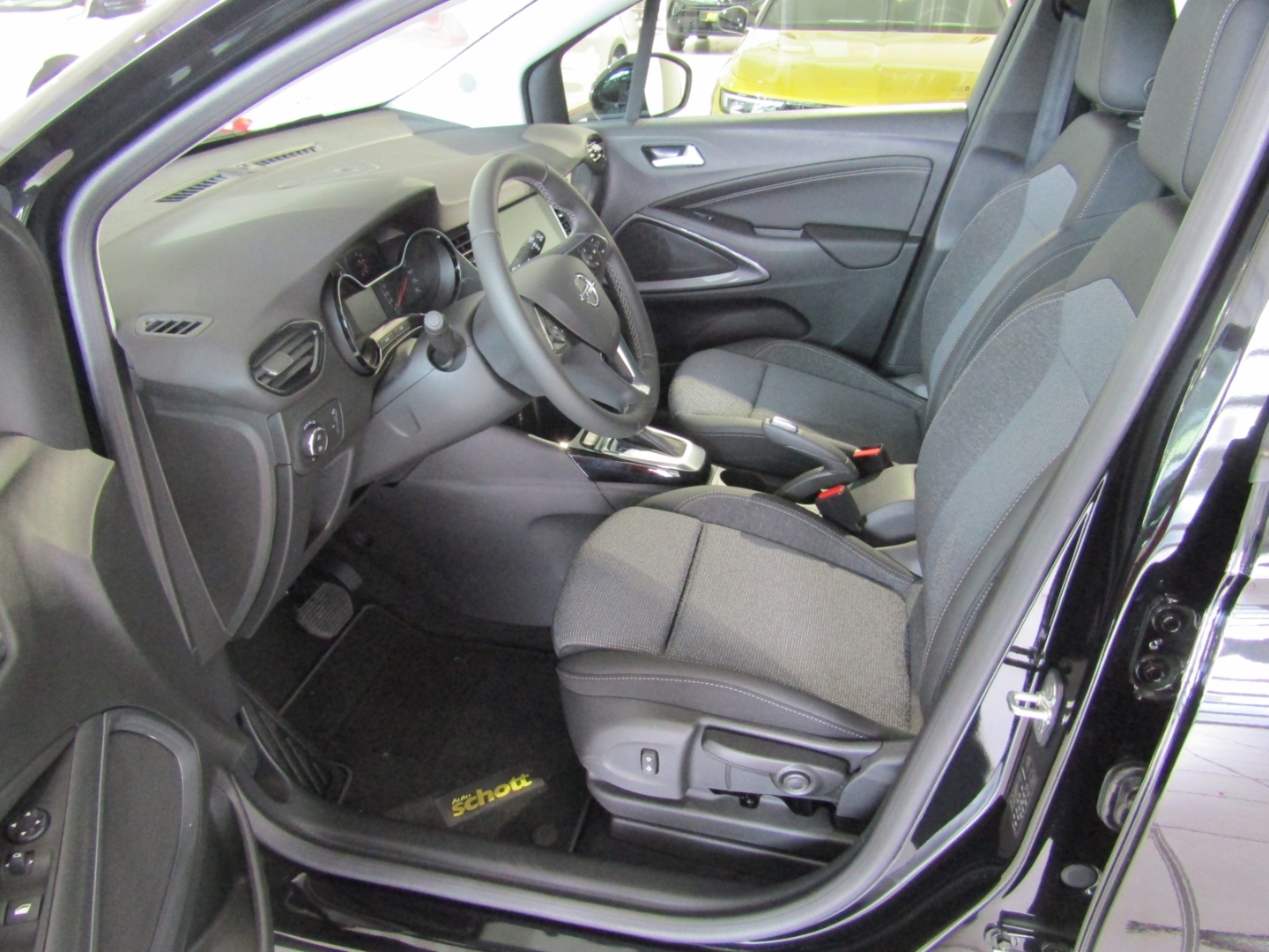 Crossland Enjoy Elegance Paket 1.2 131PS BT KAM TEMP SHZ LHZ