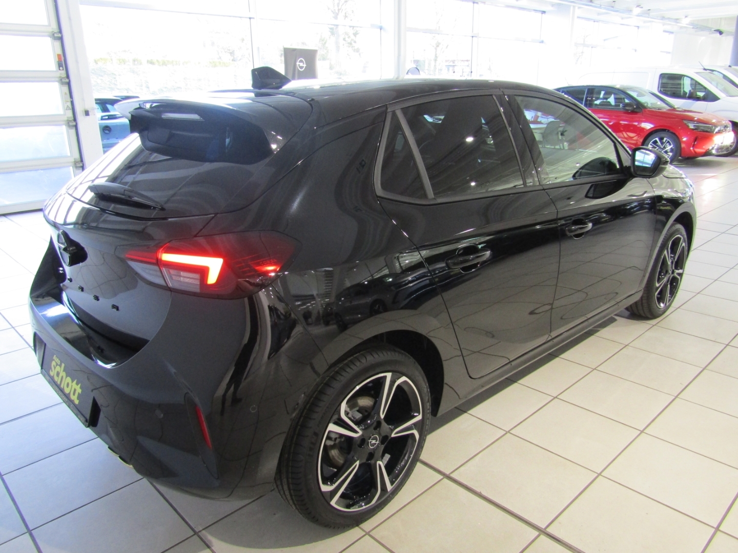 Corsa GS 1.2 NAV TEMP LHZ SHZ KAM PDC LED APP BT
