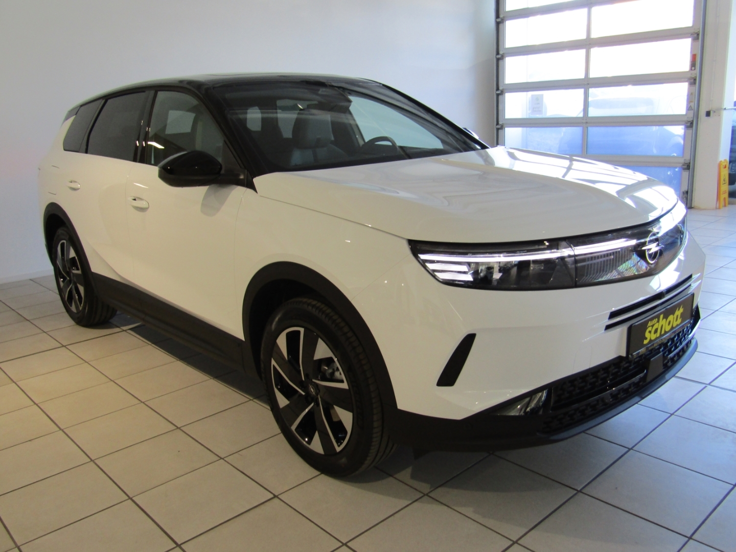 Grandland Mild-Hybrid GS NAV PANO APP LED KAM PDC