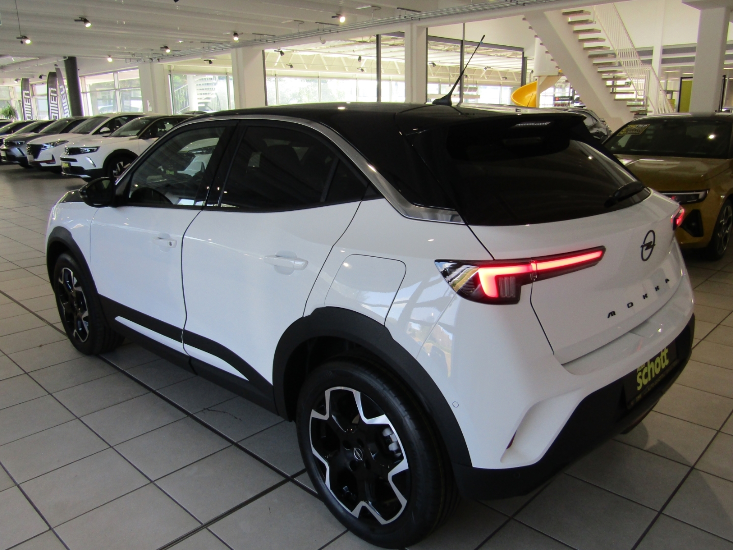 Mokka ULTIMATE 1.2 KAM APP PDC BT LED SHZ LHZ