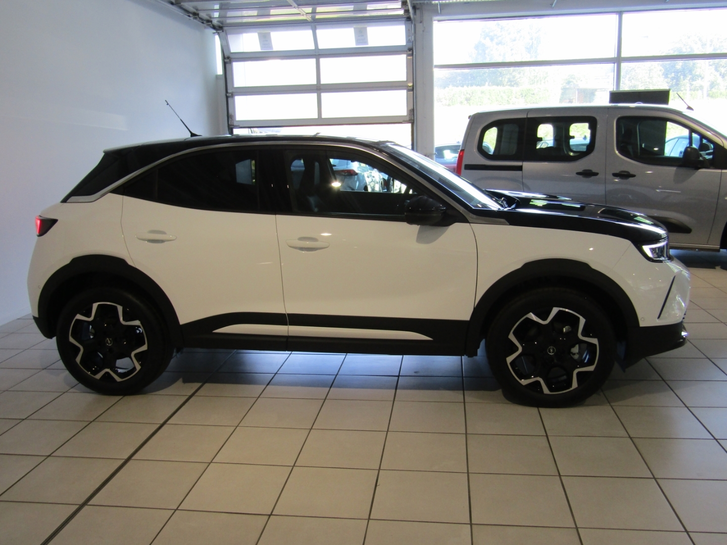 Mokka ULTIMATE 1.2 KAM APP PDC BT LED SHZ LHZ